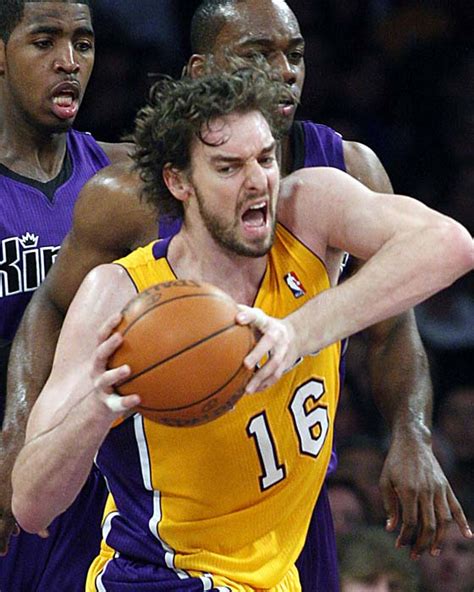 pau gasol stats with lakers